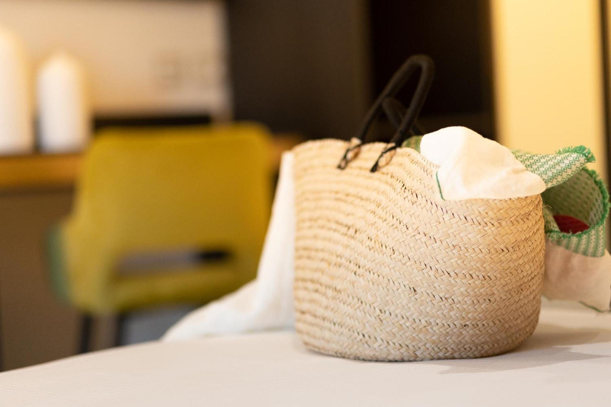 Hotel Mondial Rimini Bagian luar foto